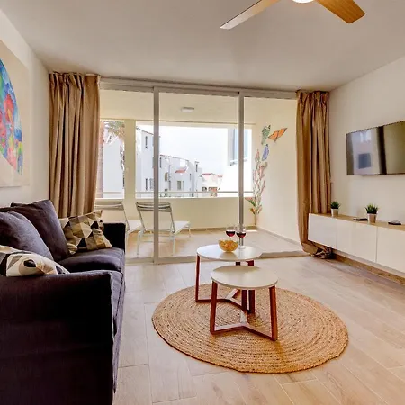 The Butterflies Of Sueno Azul Кальяо-Сальвахе