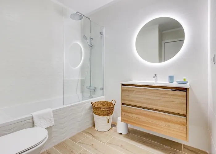 The Butterflies Of Sueno Azul * Callao Salvaje